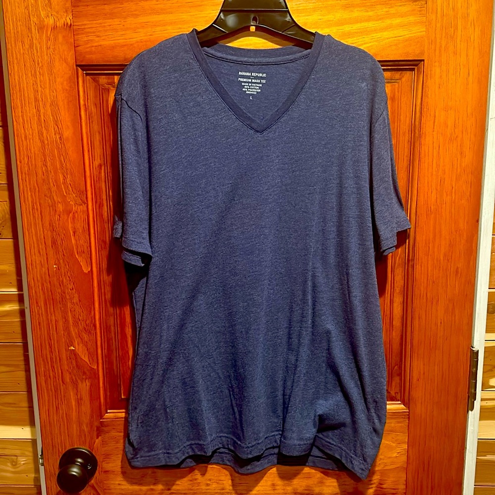 Banana Republic Premium Wash Tee 💙